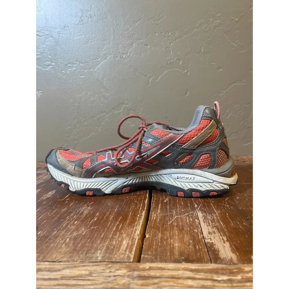 Asics Gel Trabuco Trail Running Shoes Gore Tex Womens 9.5 Pink Sneakers Comfort